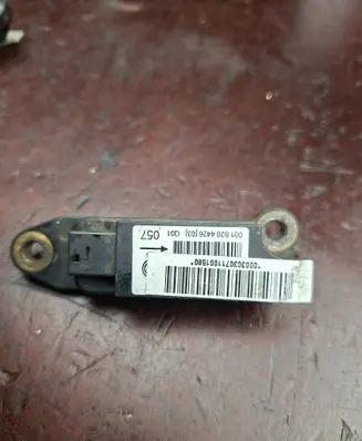Mercedes-Benz C W203 Airbag deployment crash/impact sensor 0018204426 0003030711001580