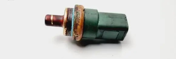 Volkswagen PASSAT B5 Coolant temperature sensor WS2604