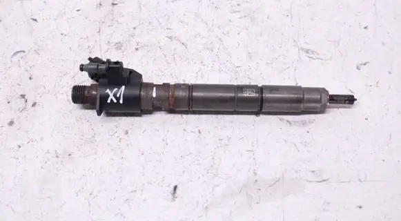 Volvo V50 Fuel injector 31303238 0445116046