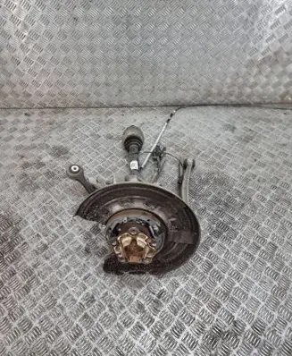 BMW M4 F82 F83 Rear wheel hub spindle/knuckle 2284615