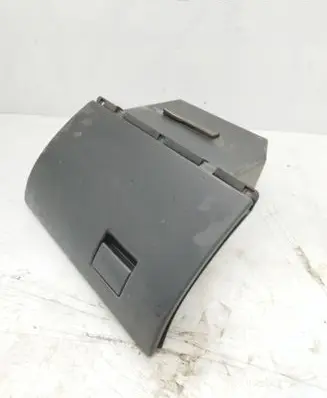 Opel Astra G Glove box 90561334 50047