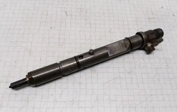 Audi A6 S6 C5 4B Fuel injector 059130201F 0432133795