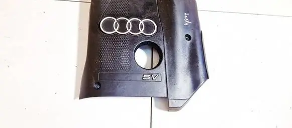 Audi A4 S4 B5 8D Engine cover (trim)