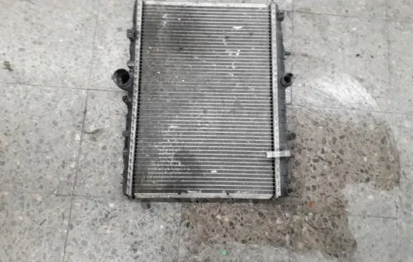 Peugeot 406 Coolant radiator