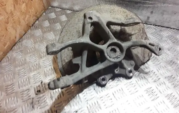 Peugeot 407 Rear wheel hub spindle/knuckle 