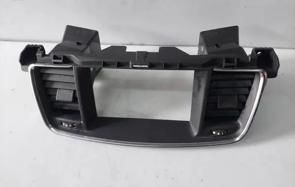 Peugeot 508 RXH Dash center air vent grill A1093299