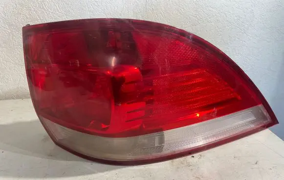 Volkswagen Golf V Rear/tail lights 1K9945096D 1K9945112A