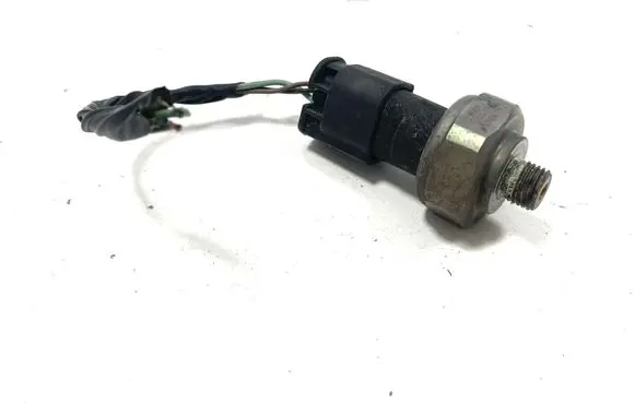 BMW 5 E60 E61 Air conditioning (A/C) pressure sensor 64538370623 8370623 4990007111