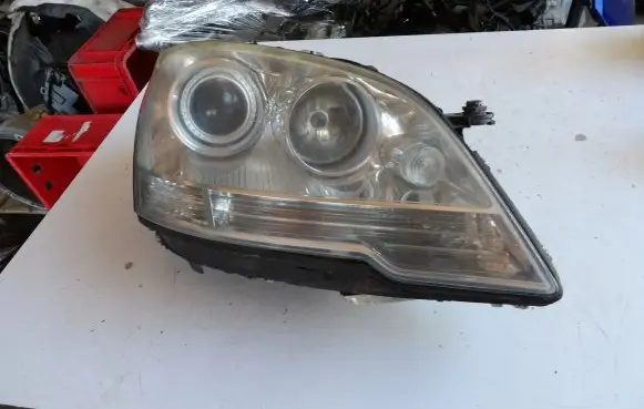 Mercedes-Benz ML AMG W164 Headlight/headlamp