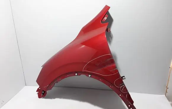 Renault Kadjar Fender 631013206R