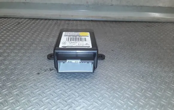 Ford Mondeo MK IV Light module LCM 7S7113K031AE YLQ009J19 VP7EKF13K031AK
