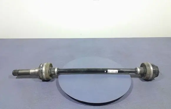 BMW X3 E83 Rear driveshaft 8689558