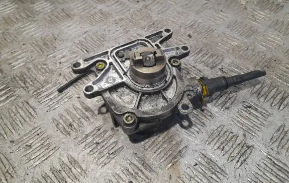 Opel Vectra C Vacuum pump 24465382