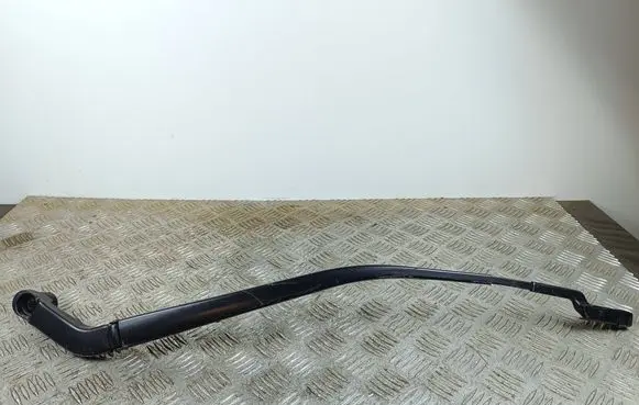 Mazda CX-9 Front wiper blade arm
