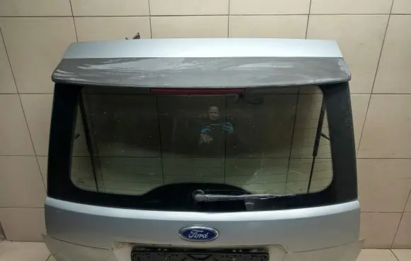 Ford C-MAX I Tailgate/trunk/boot lid 