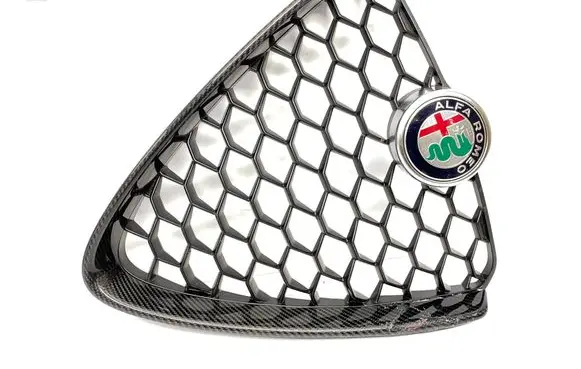 Alfa Romeo Giulia Front grill 156152061