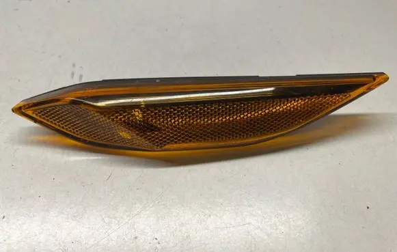 Porsche Cayenne (92A) Front fender indicator light 7P5949102 7P5949102A