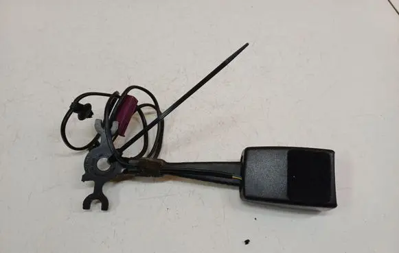 Ford Mondeo MK IV Front seatbelt buckle 7G9N61209AF