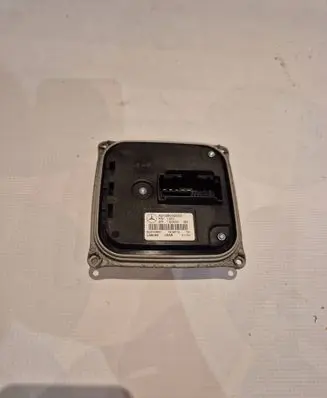 Mercedes-Benz GLE (W166 - C292) Headlight ballast module Xenon A2189009203