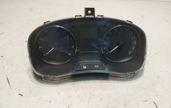 Skoda Fabia Mk2 (5J) Speedometer (instrument cluster) 5J0920810E 1073942322