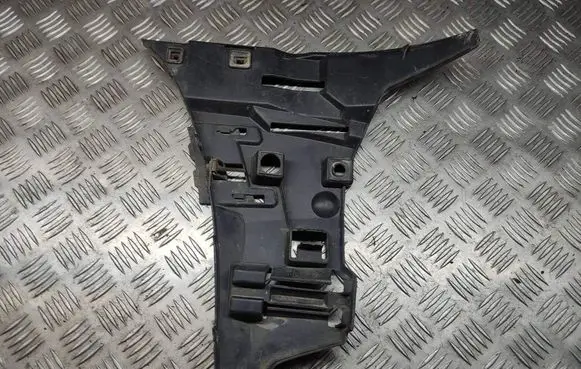 Volvo S60 Front bumper mounting bracket 09190303