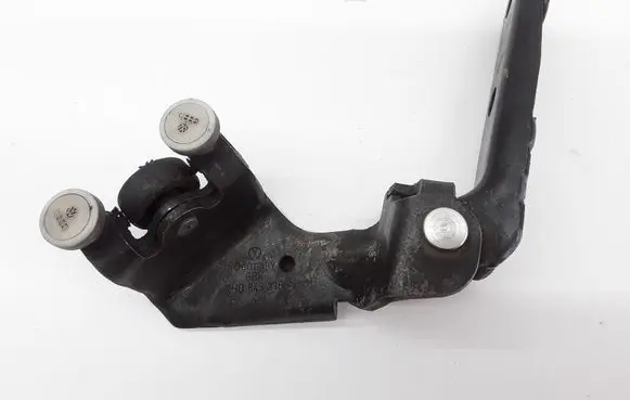 Volkswagen Transporter - Caravelle T5 Sliding door middle roller runner 7H0843336A