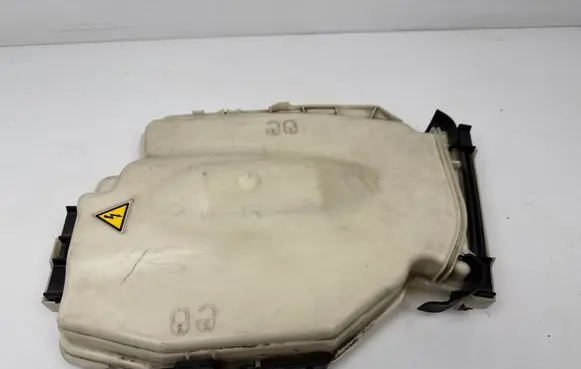 BMW 1 E81 E87 Fuse box cover 7544575 50910