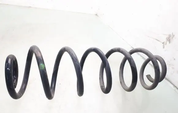 Toyota C-HR I Rear coil spring