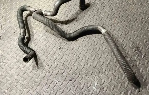 Maserati Quattroporte Coolant pipe/hose 670030177
