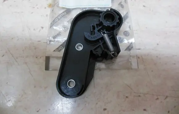 Alfa Romeo Stelvio Engine bonnet (hood) release handle 46833730