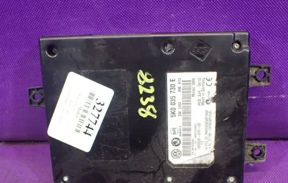 Skoda Yeti (5L) Other control units/modules 5K0035730E