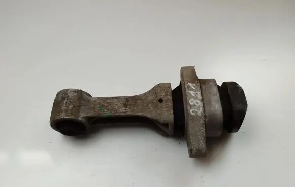 Hyundai Ioniq Engine mount bracket 21950G2000