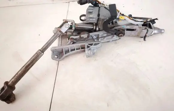 Volvo V50 Steering wheel axle p30714330