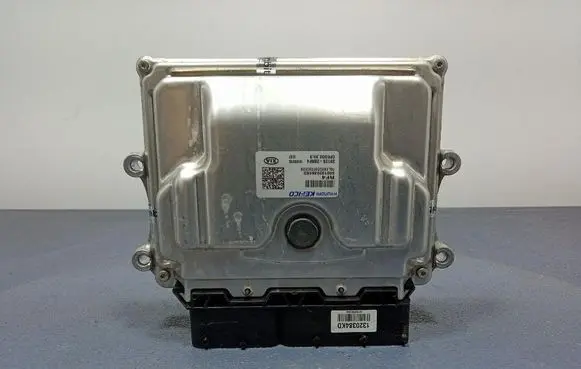 KIA Sportage Engine control unit/module ECU 39128-2BRF4