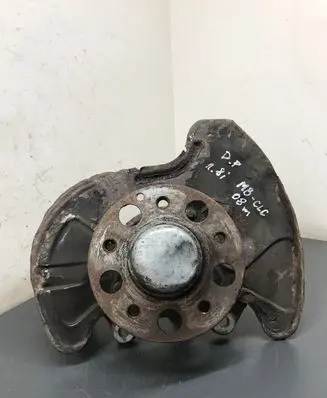 Mercedes-Benz CLC CL203 Front wheel hub