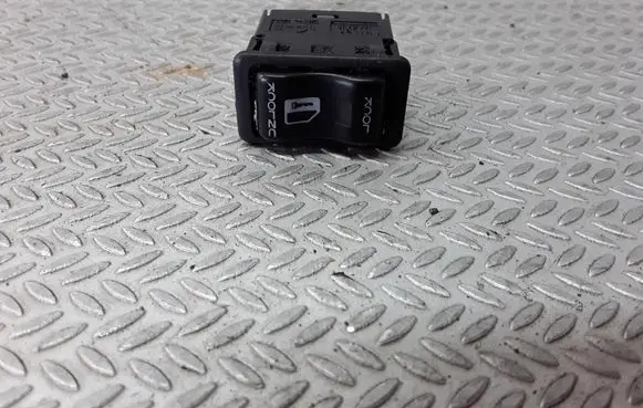 Nissan Primera Central locking switch button 
