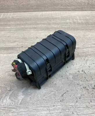 Volkswagen Polo III 6N 6N2 6NF Fuse module 6X0937576
