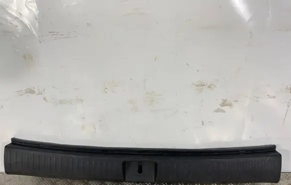 KIA Sorento Trunk/boot sill cover protection 85770C5000
