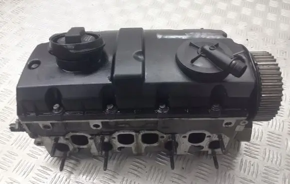 Skoda Superb B5 (3U) Engine head 038103373R