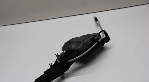 BMW 3 F30 F35 F31 Rear door exterior handle/bracket 7332267 51227332267