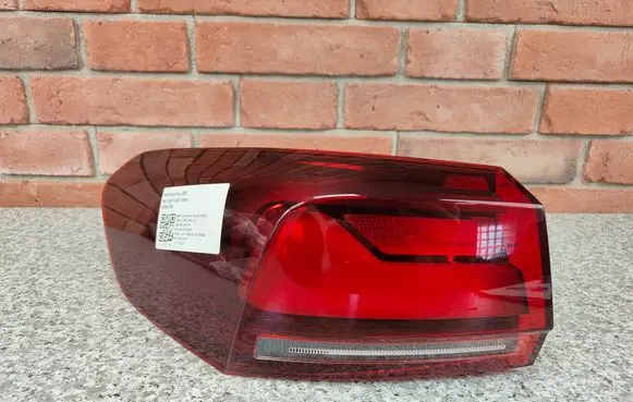 BMW 2 Active Tourer U06 Rear/tail lights 8494357
