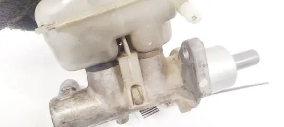 Opel Astra G Master brake cylinder
