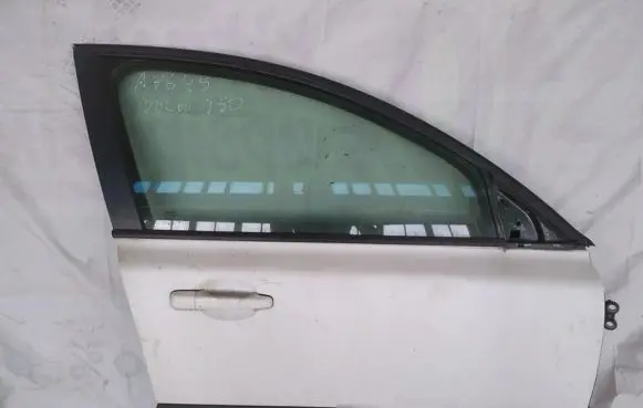 Volvo V50 Front door baltos