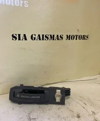 Volvo S80 Seat back rest lock catch 9188721
