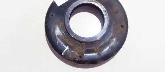 Honda FR-V Coil spring mount 