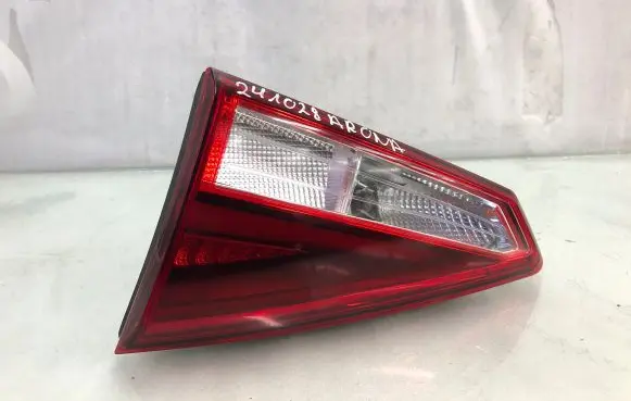 Seat Arona Tailgate rear/tail lights 6F9945308D