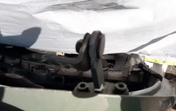 Renault Espace III Tailgate/trunk/boot hinge