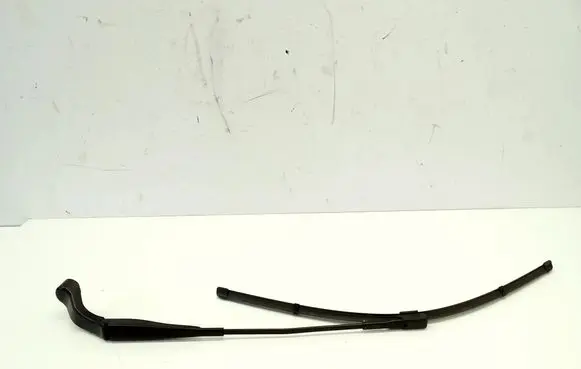 Mercedes-Benz GLA H247 Front wiper blade arm A2478204500