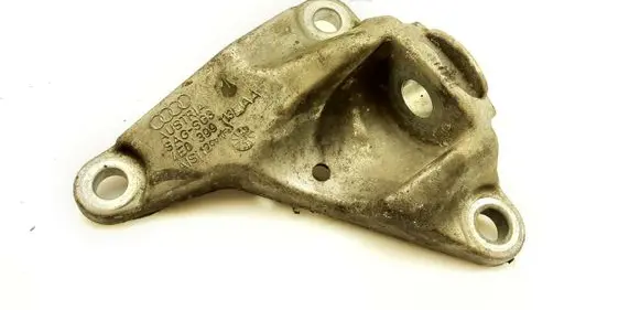 Audi A8 S8 D3 4E Gearbox mounting bracket 4E0399113AA