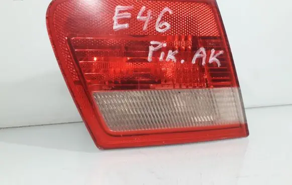 BMW 3 E46 Tailgate rear/tail lights 8368759